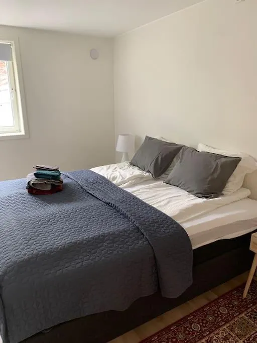 Moderne Og Fullt Utstyrt 3-Rom Hageleilighet Sentrum Naer Bergen Norveç