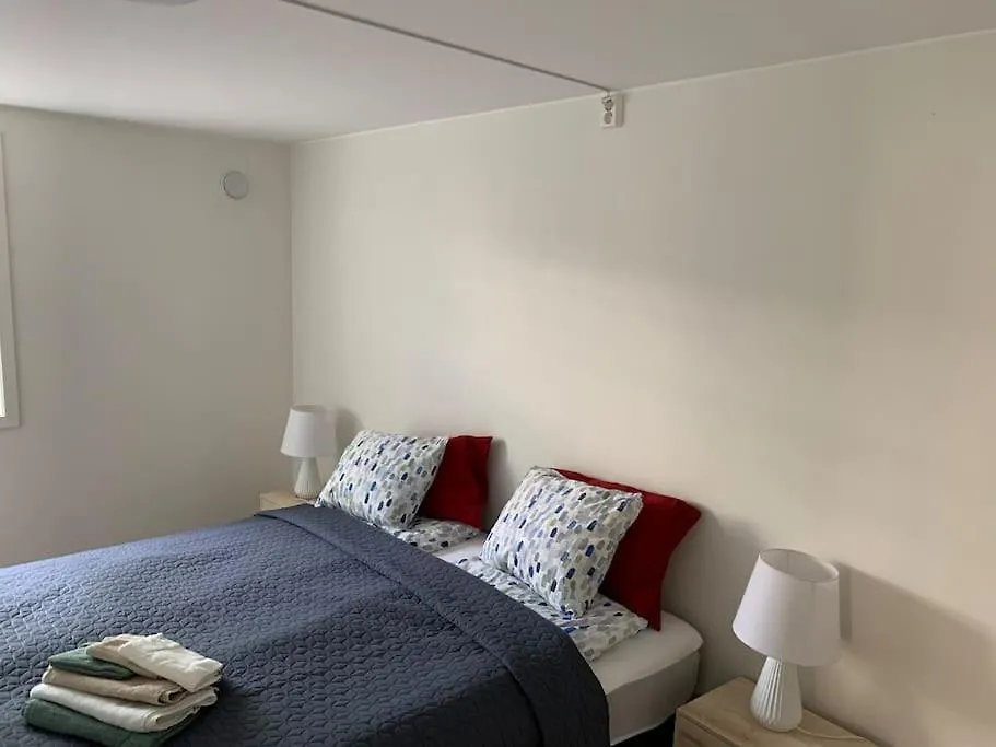 Daire Moderne Og Fullt Utstyrt 3-Rom Hageleilighet Sentrum Naer Bergen