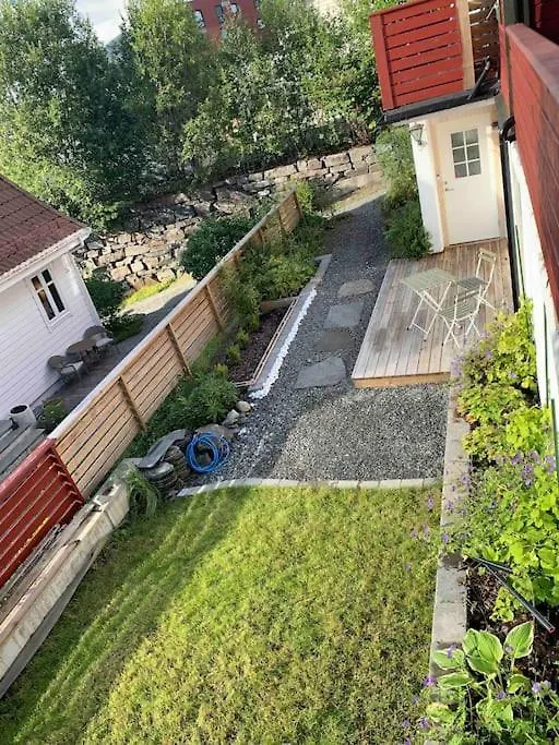 Moderne Og Fullt Utstyrt 3-Rom Hageleilighet Sentrum Naer Bergen 0*,  Norveç